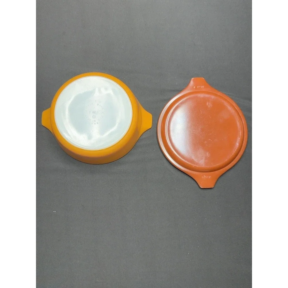 N/A vintage pyrex